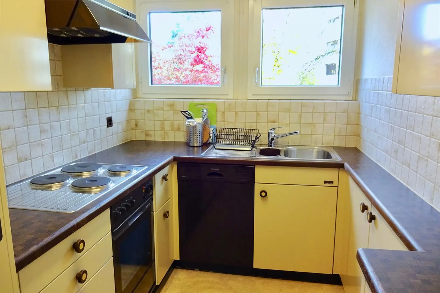 VISITA ONLINE Bella camera in condivisione con buone connessioni ai mezzi pubblici - Foto 13 di 16