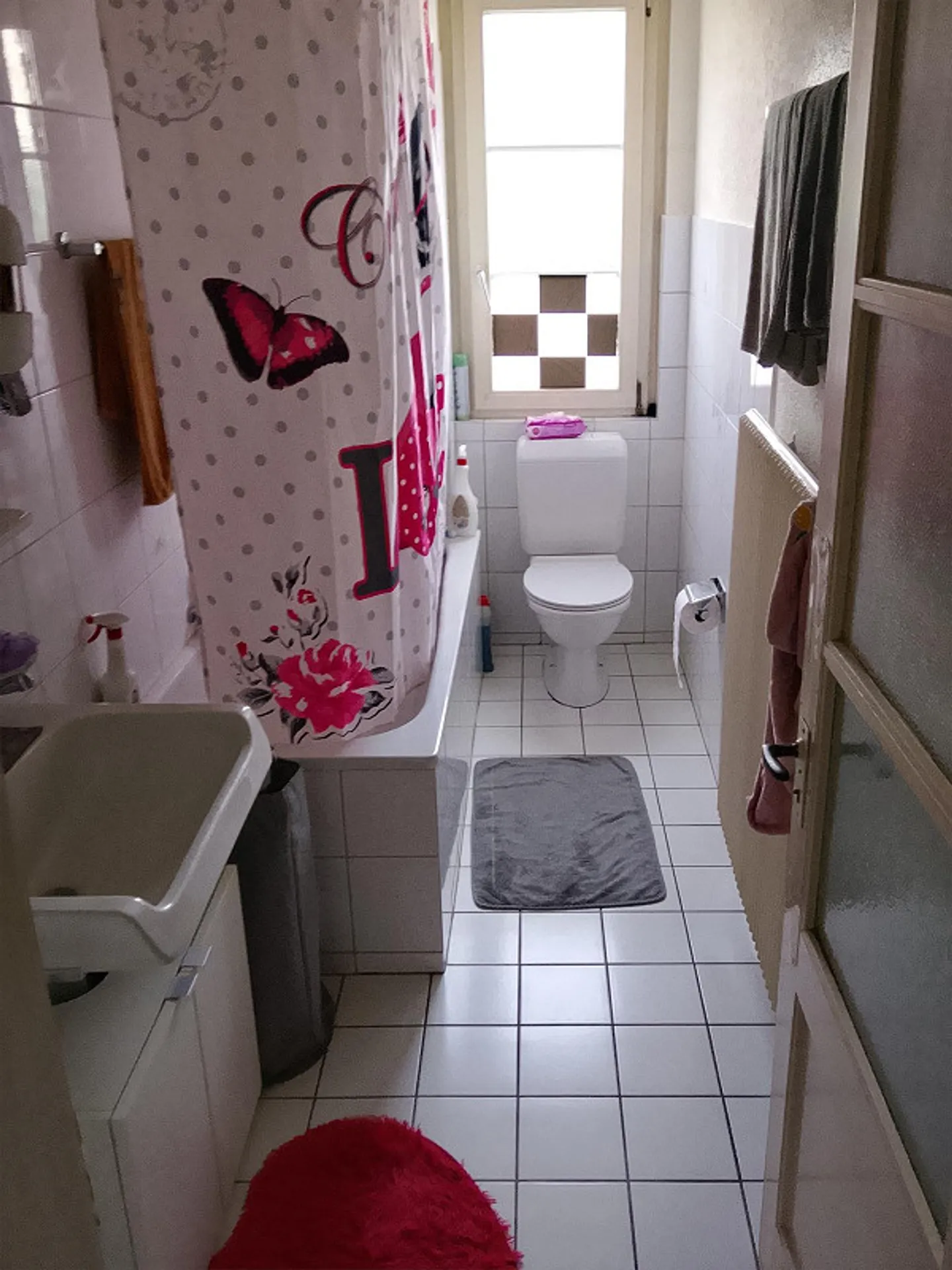 Appartamento di 3 stanze incluso una camera mansardata con condivisione del giardino - Foto 9 di 19
