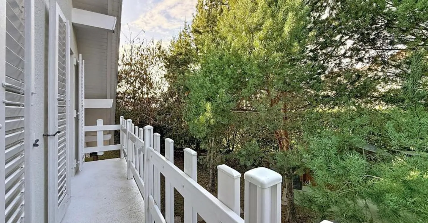 Villa semi-détachée élégante - Photo 6 sur 7