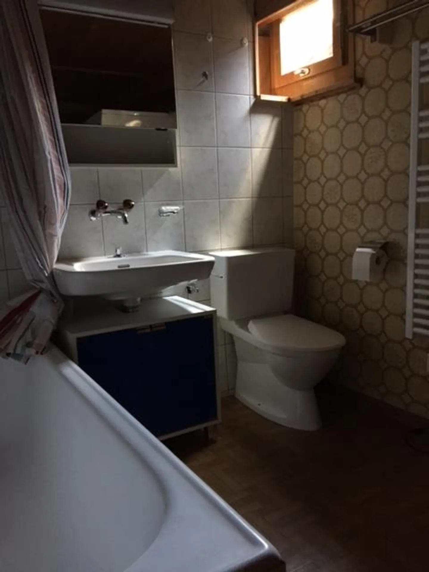 Sezione di casa accogliente con una superficie abitabile di 100m2, non arredata - Foto 1 di 8