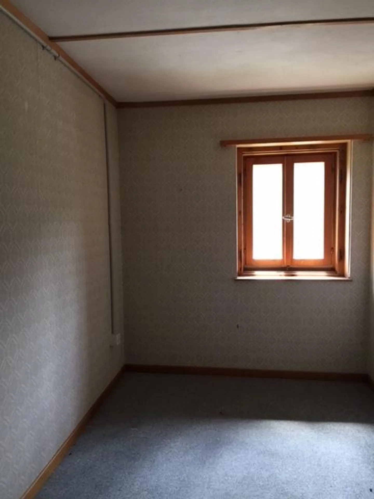 Sezione di casa accogliente con una superficie abitabile di 100m2, non arredata - Foto 5 di 8
