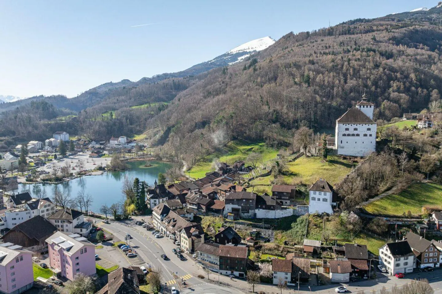 Einfamilienhaus - Foto 2 von 13