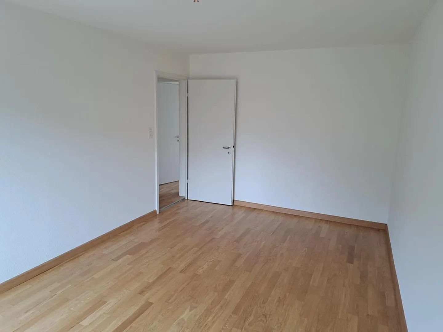 Cozy 3-room apartment in Allschwil - Photo 3 of 4