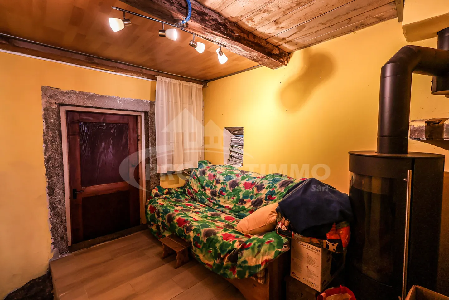 CHARM UND AUTHENTIZITÄT: HAUS MIT SCHEUNE - Photo 4 sur 13