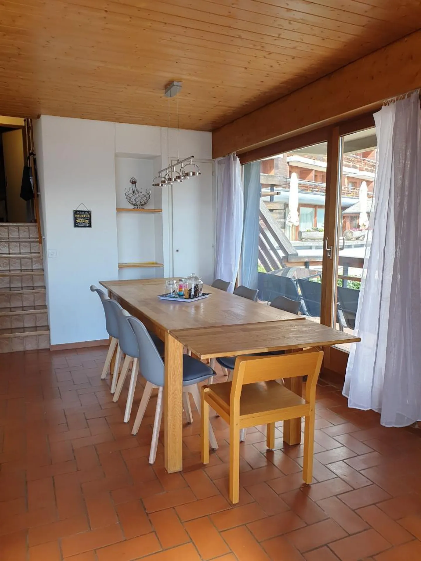 Charmant Appartement 4.5 pièces - Photo 4 sur 13