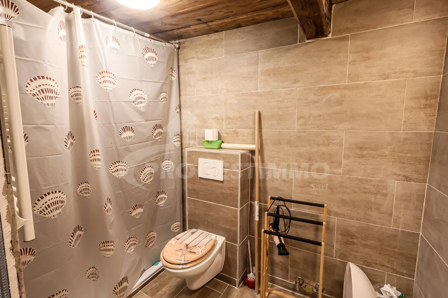 CHARM UND AUTHENTIZITÄT: HAUS MIT SCHEUNE - Photo 8 sur 13