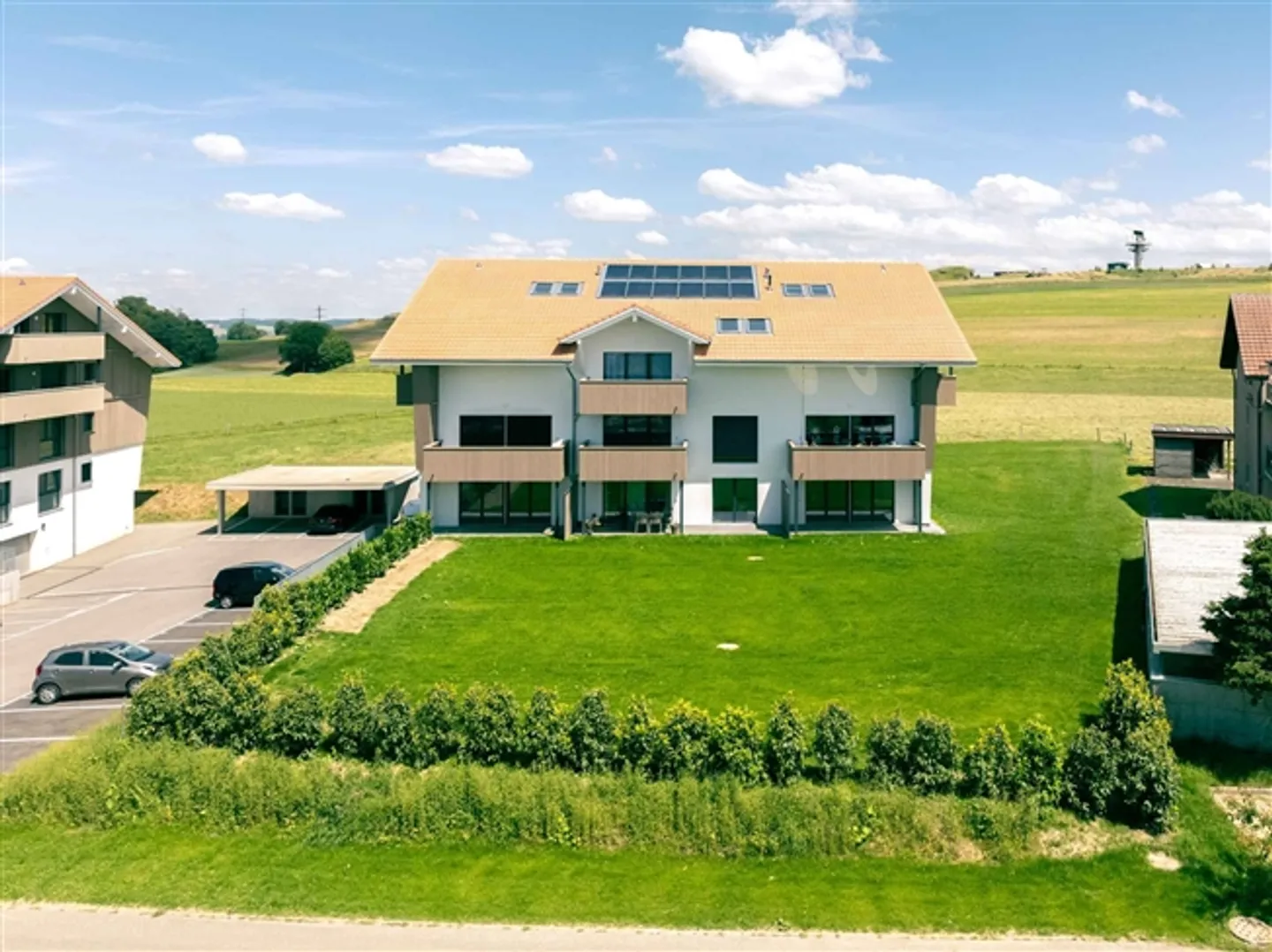 Spacious 4.5 Room Apartment NEW on the Ground Floor - Photo 2 of 7