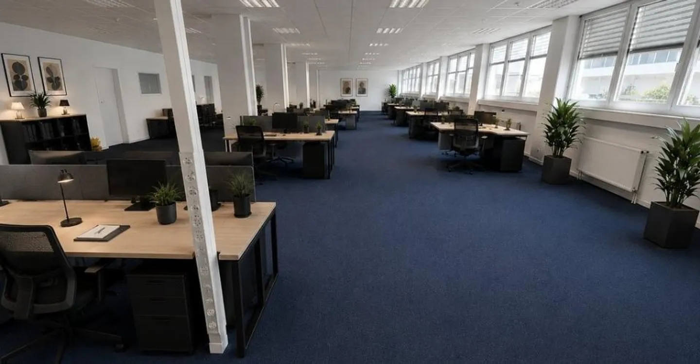 Offices in the point.business business center - Photo 2 of 5