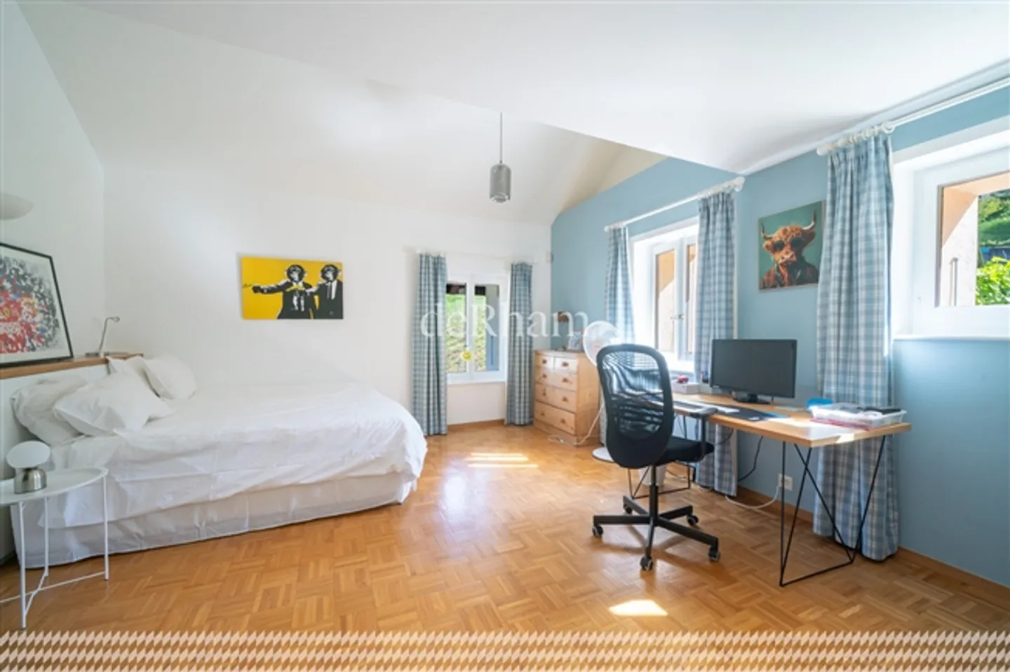 Charming Winemaker's House
In the Heart of the Vineyards
View of Lake Geneva - Photo 19 of 20