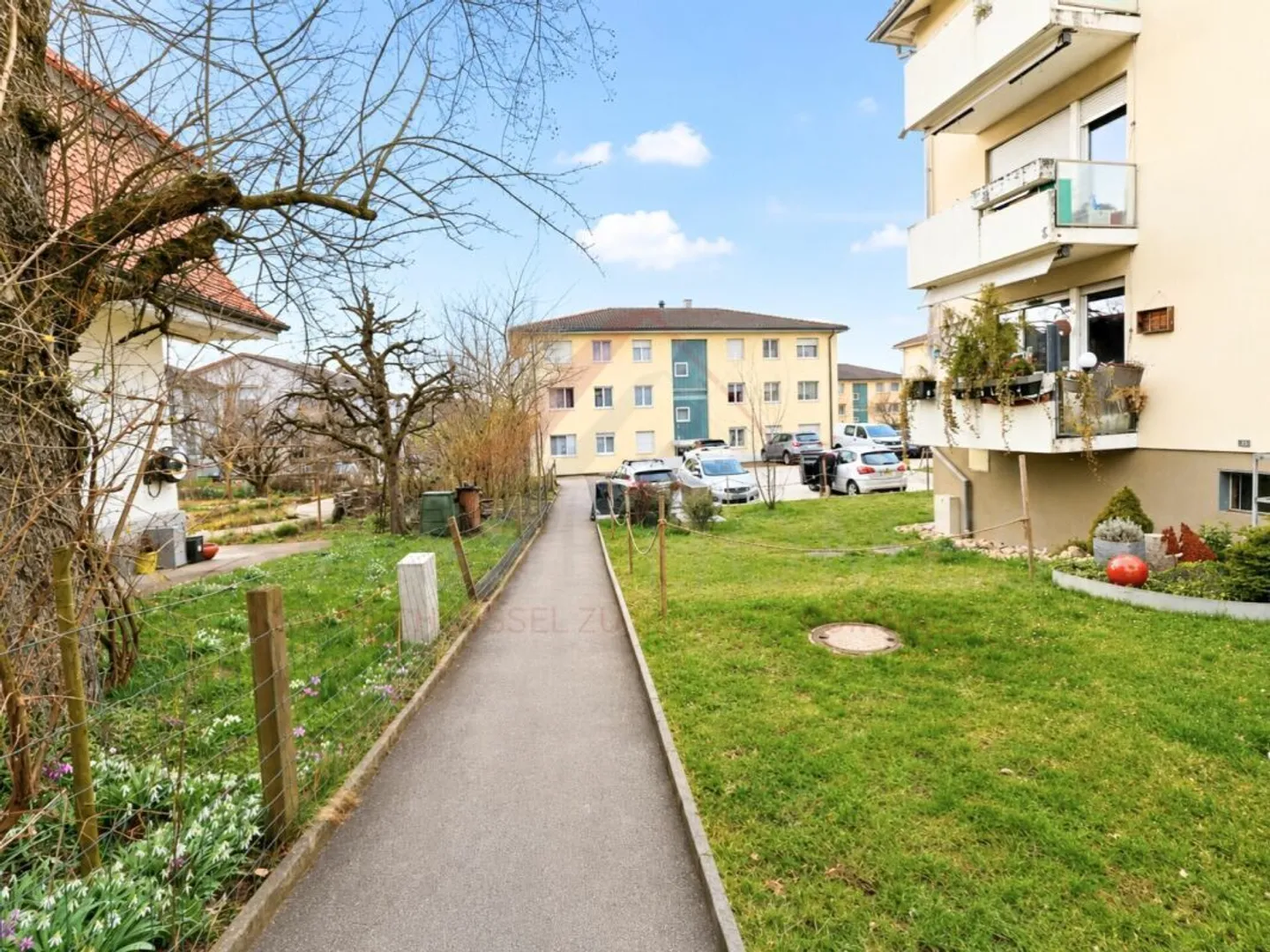 Perfect for Families - 4.5 Room Apartment with Balcony and Playground at the Door - Photo 12 of 13