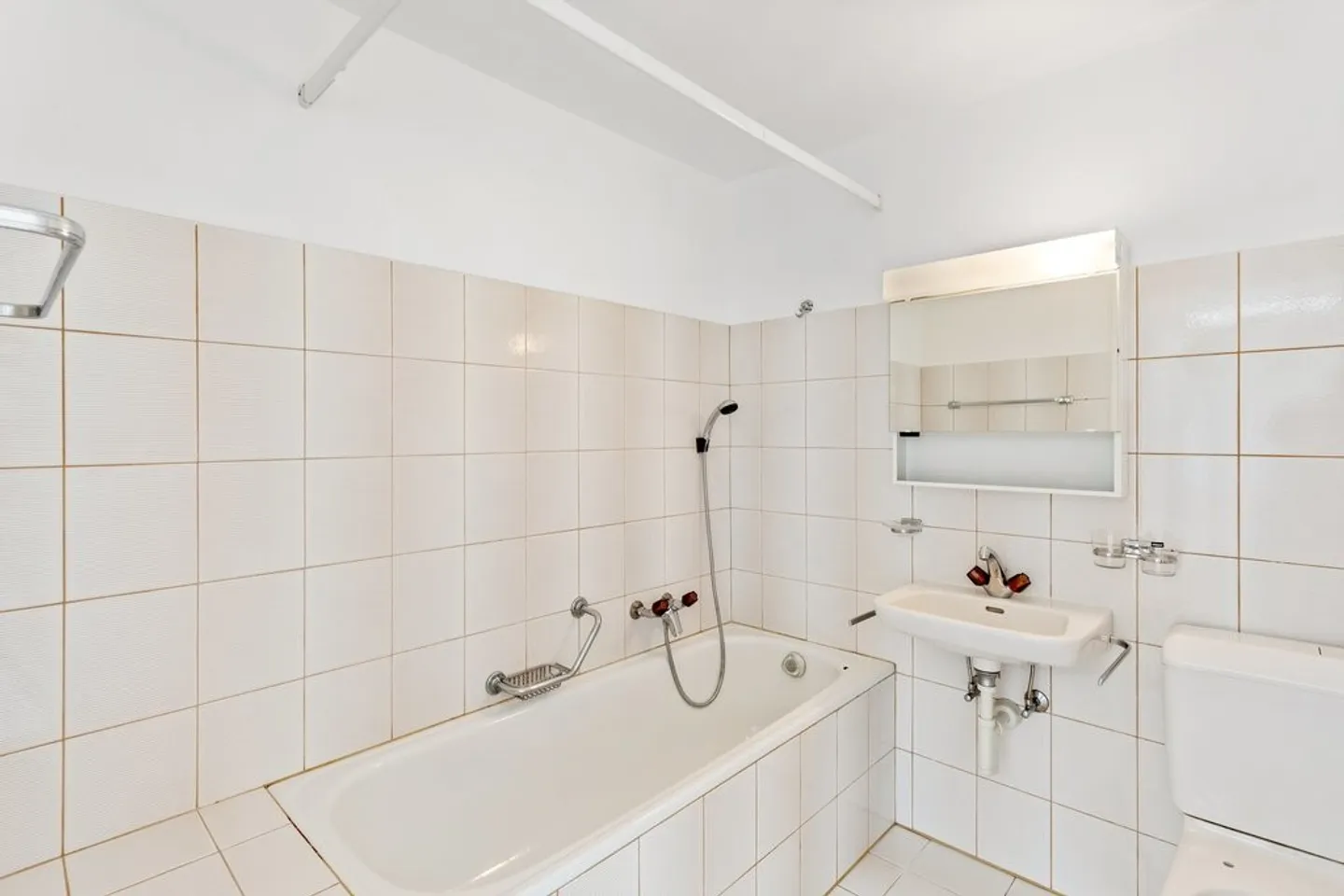 For rent without deposit - Charming studio in the heart of the city - Photo 6 of 6