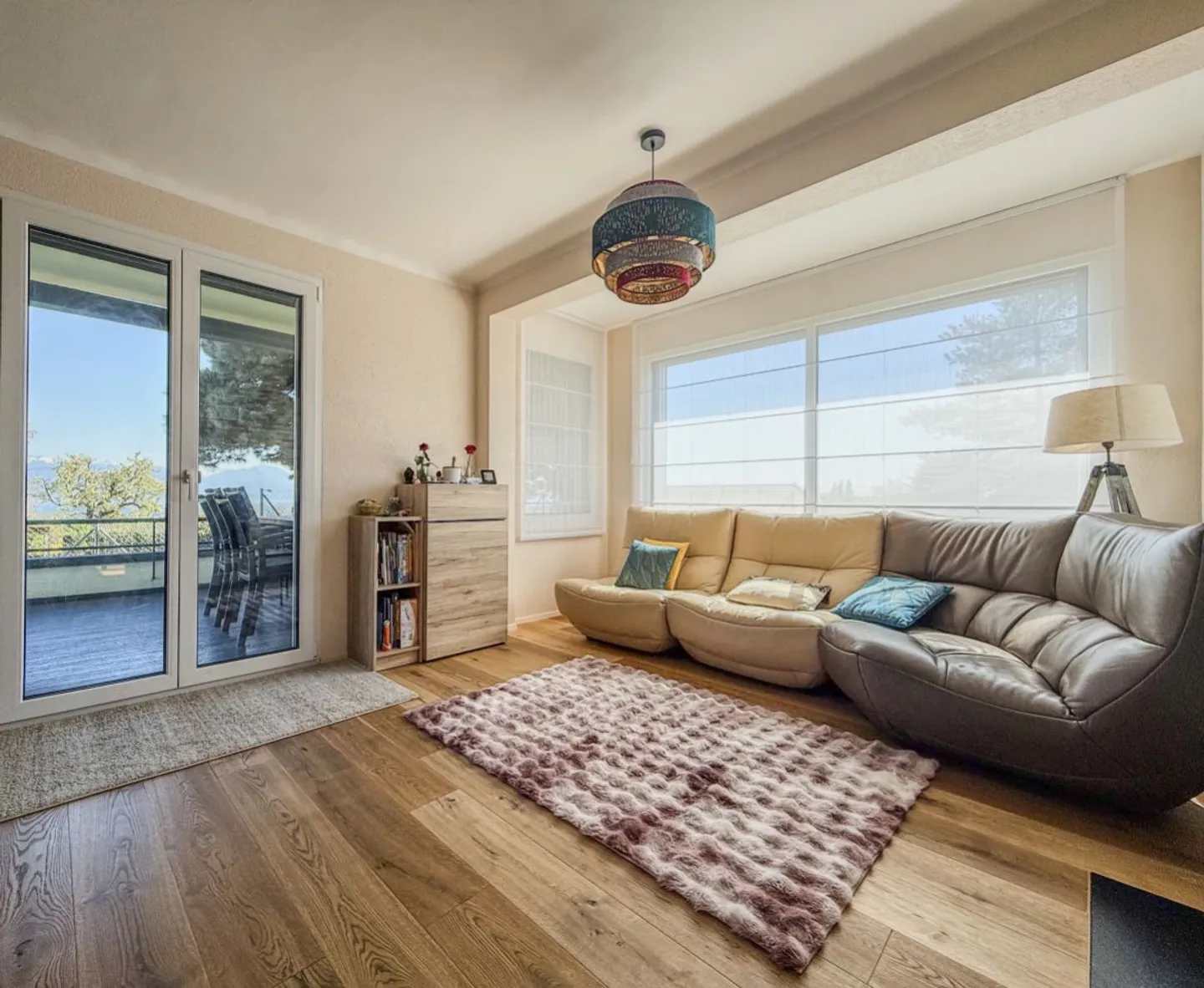 Magnifica casa di 7.5p / vista sul lago - Foto 2 di 13