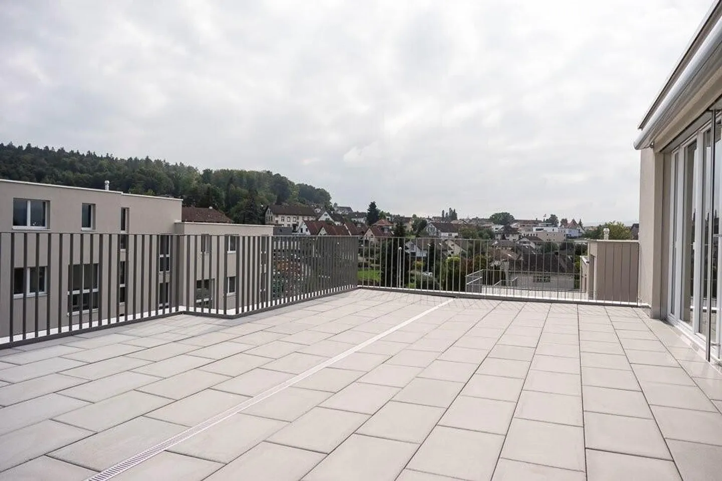 Your new home with terrace - Photo 6 of 7