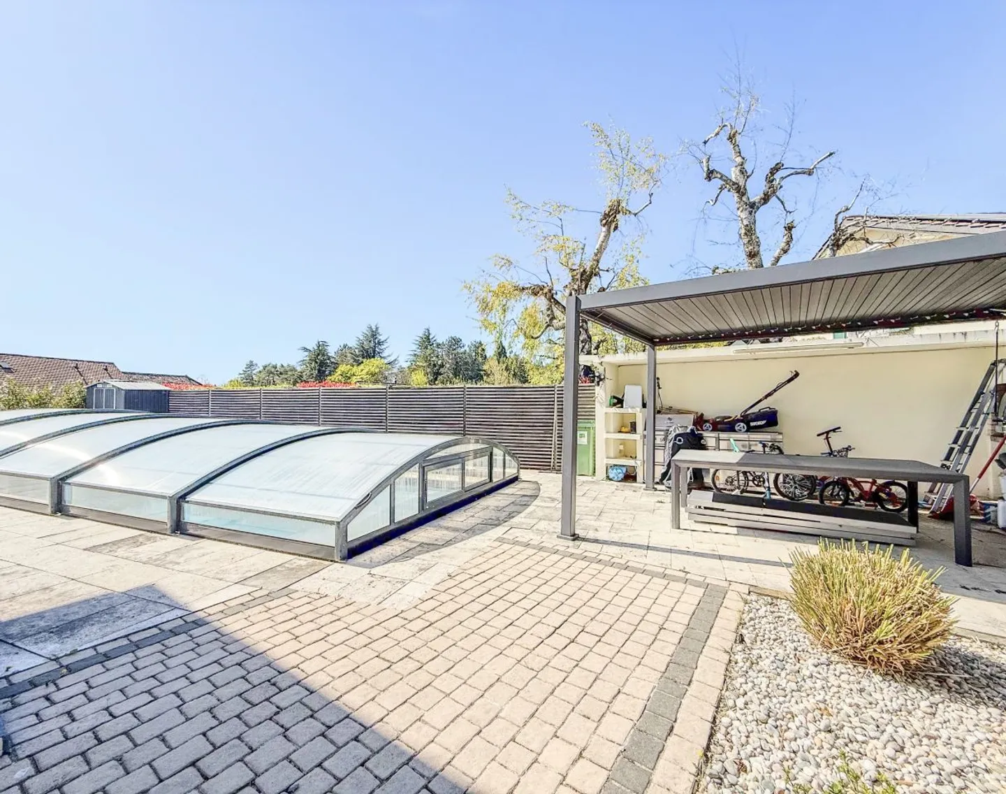 Magnifica casa di 7.5p / vista sul lago - Foto 12 di 13
