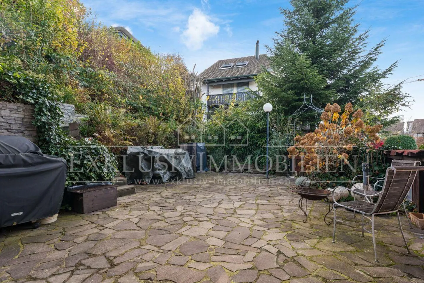 Idillio familiare con vista sul lago Obersee in una posizione tranquilla - Foto 2 di 6