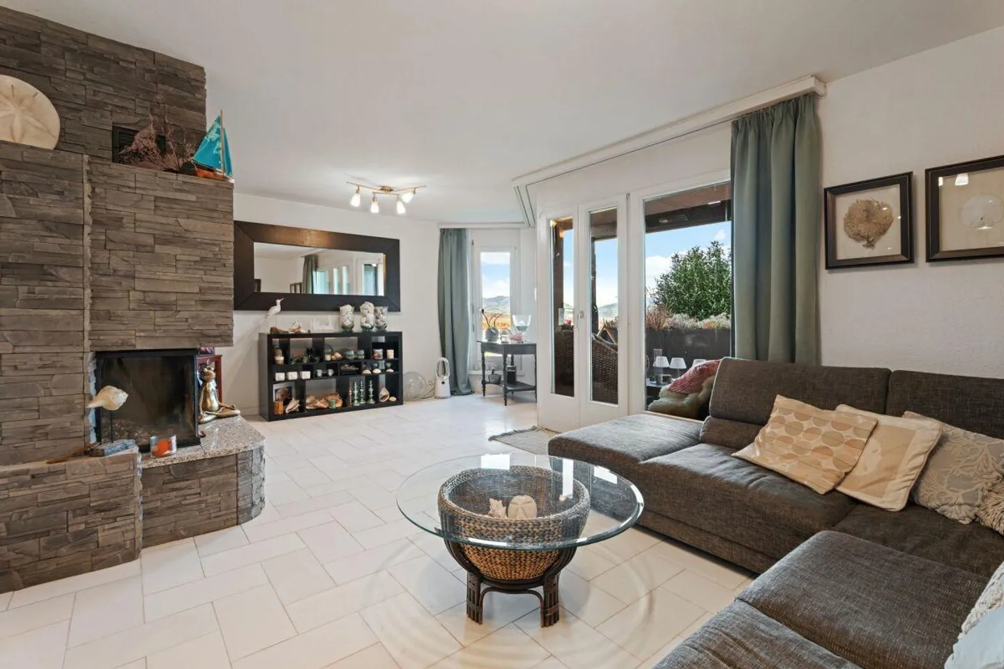 Idillio familiare con vista sul lago Obersee in una posizione tranquilla - Foto 4 di 6