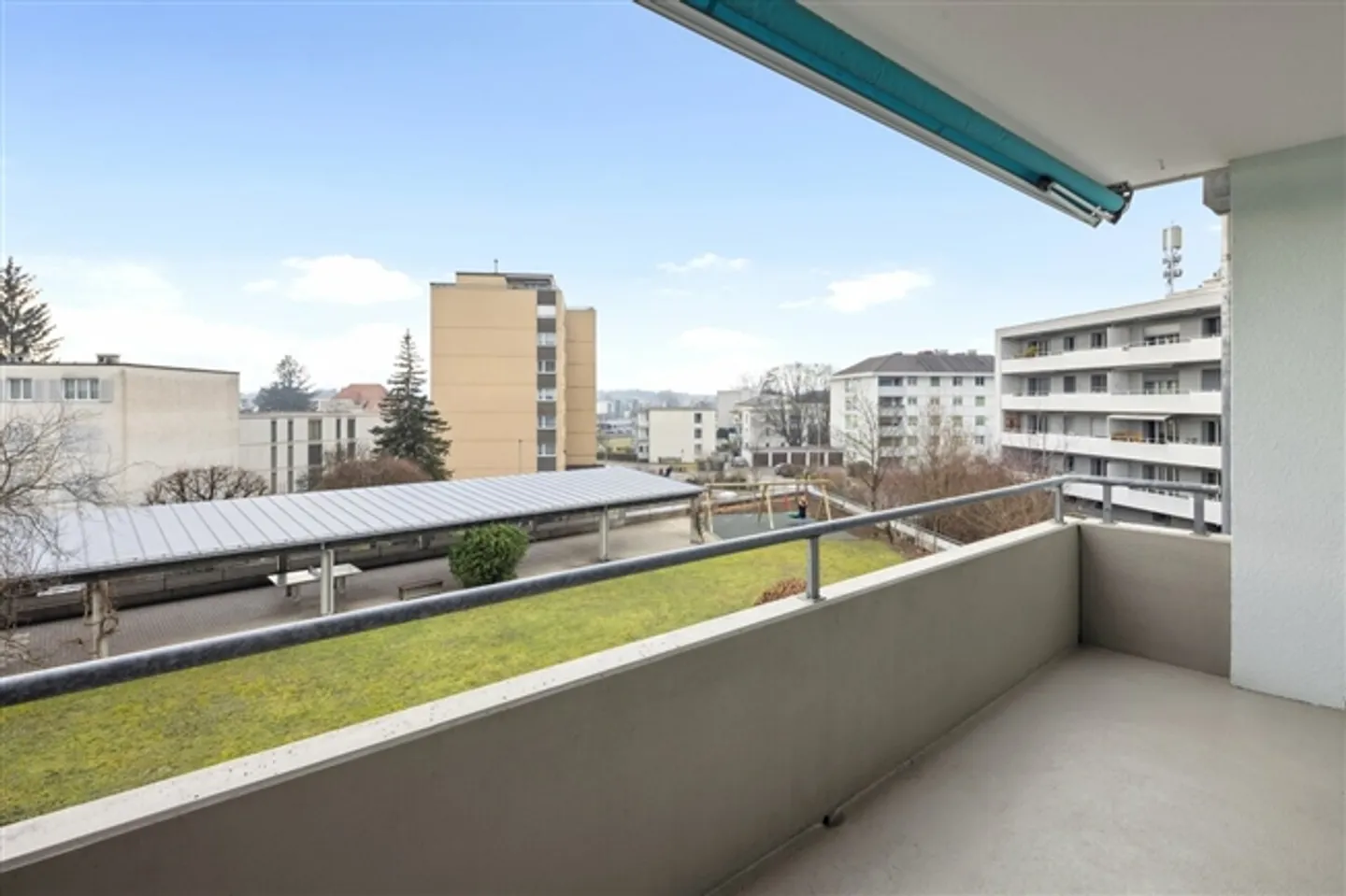 Great apartment (90m²), two balconies, 1 garage space and pellet heating - Photo 3 of 10