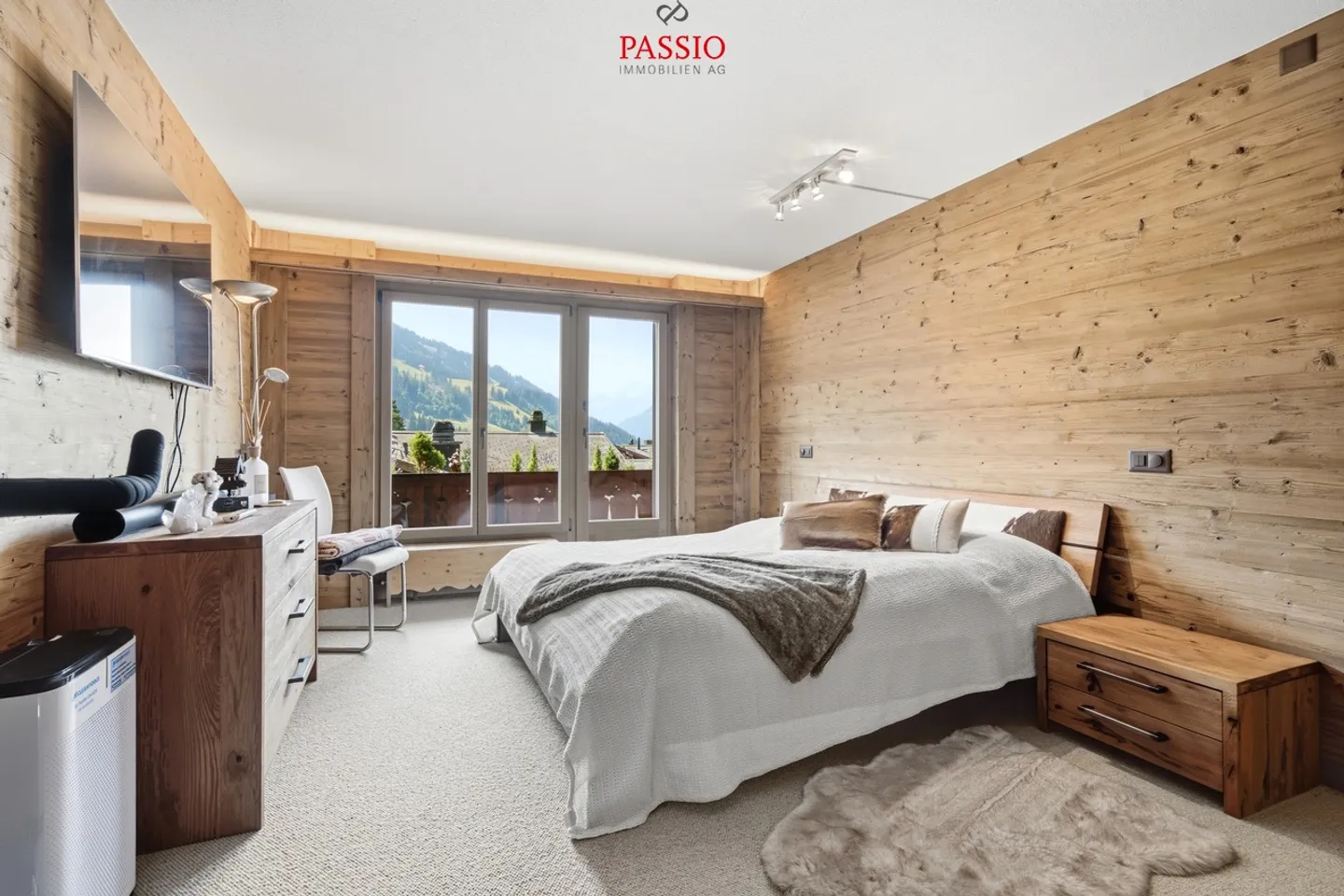 Exclusive 4.5-Room Apartment in Schönried - Photo 11 of 29