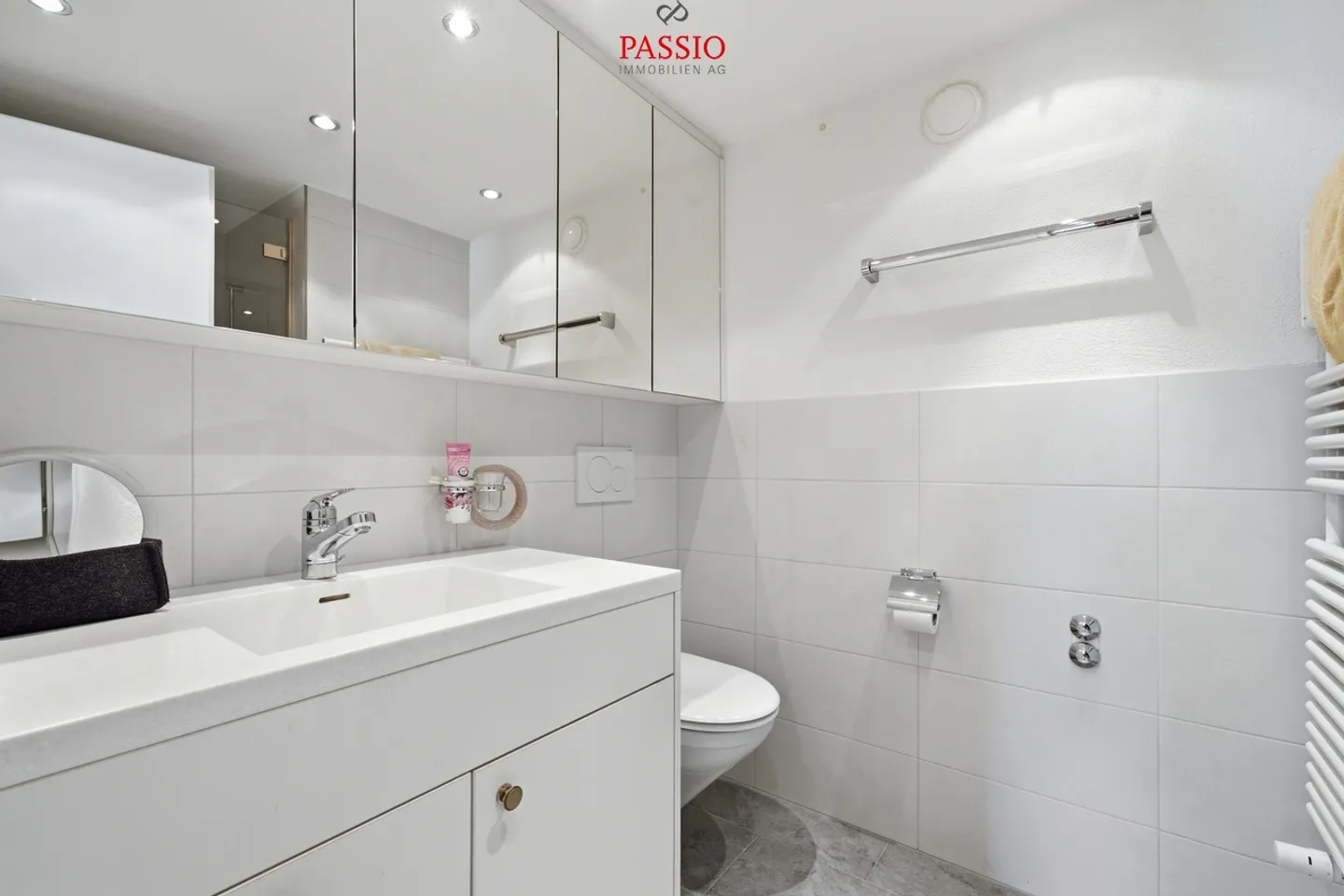 Exclusive 4.5-Room Apartment in Schönried - Photo 18 of 29