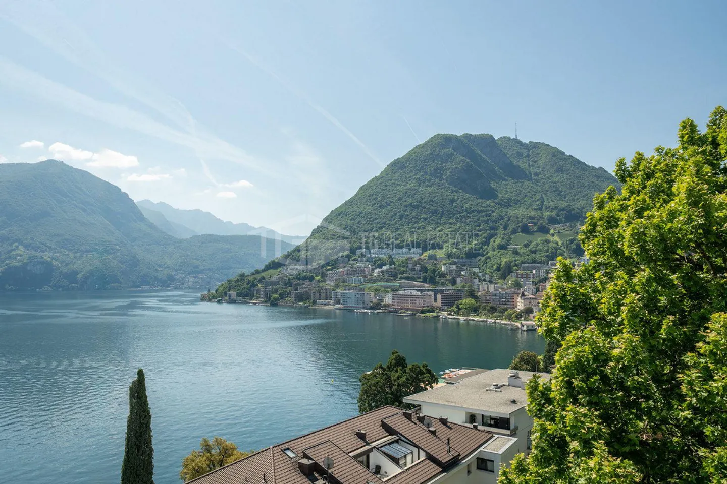 PENTHOUSE ÉLÉGANT AU 12E ÉTAGE AU COEUR DE LUGANO - Photo 12 sur 13
