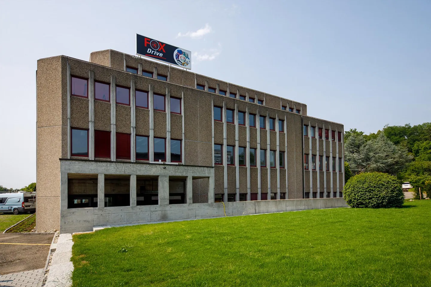 Commercial / Storage Space in Wangen near Dübendorf - Photo 2 of 12