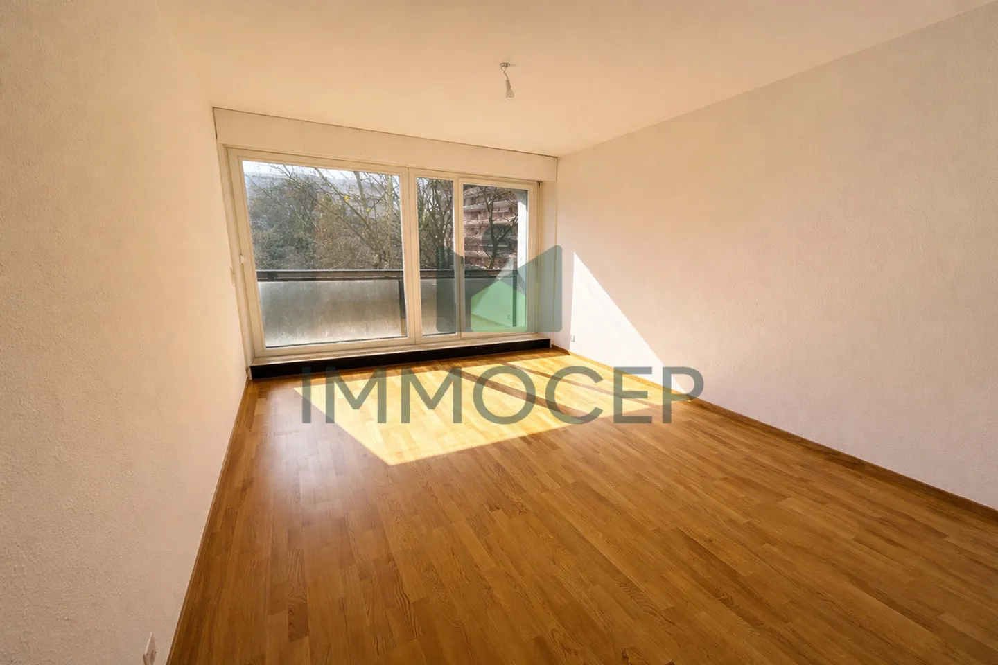 Exclusivity: Spacious 3-room apartment of 94 m2 in Petit-Saconnex - Photo 4 of 11