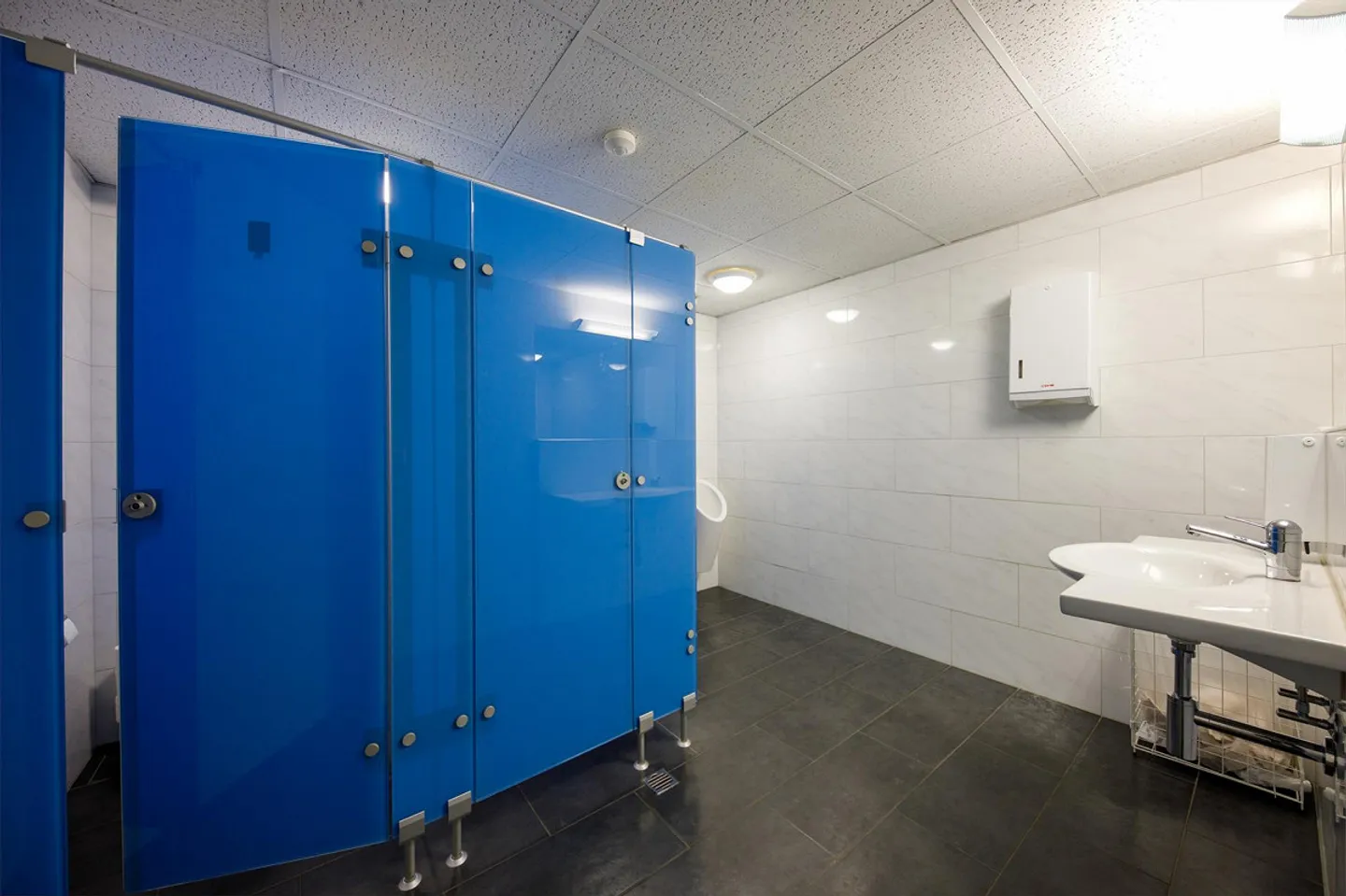 Commercial / Storage Space in Wangen near Dübendorf - Photo 11 of 12