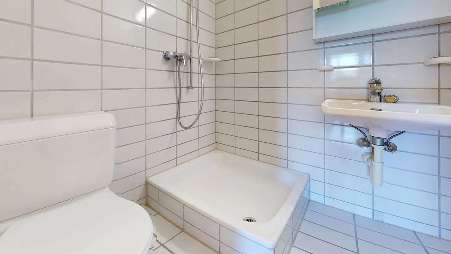 Vivere al Vogelsangweg - centrale, tranquillo e idealmente collegato! - Foto 8 di 11