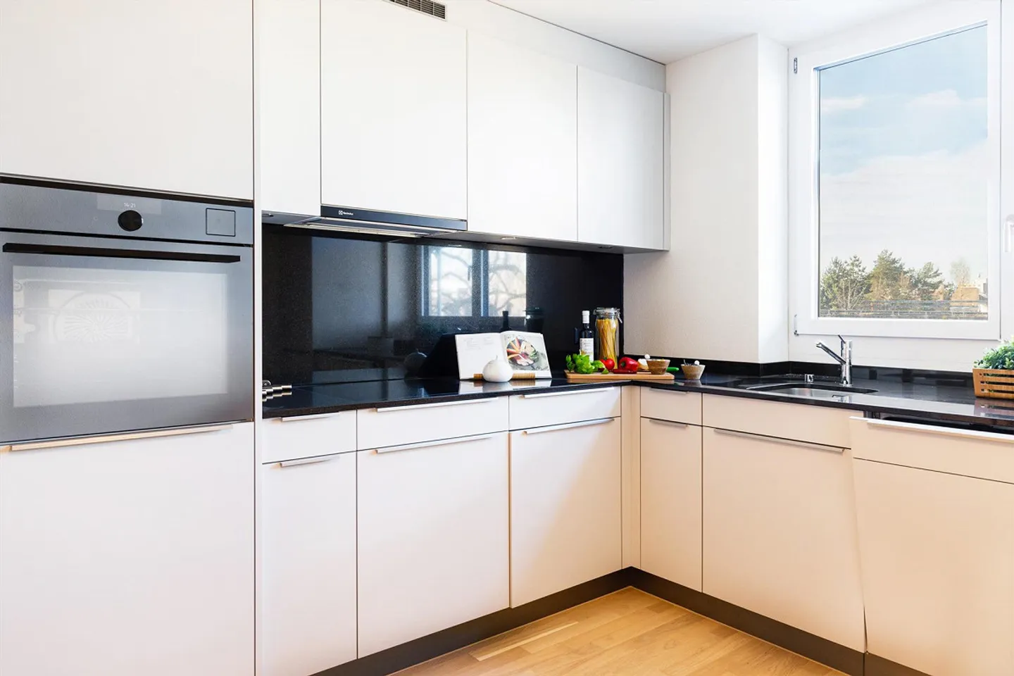 3.5-Zimmer-Traumwohnung im historischen Zwicky-Areal  per sofort verfügbar! - Foto 6 von 11