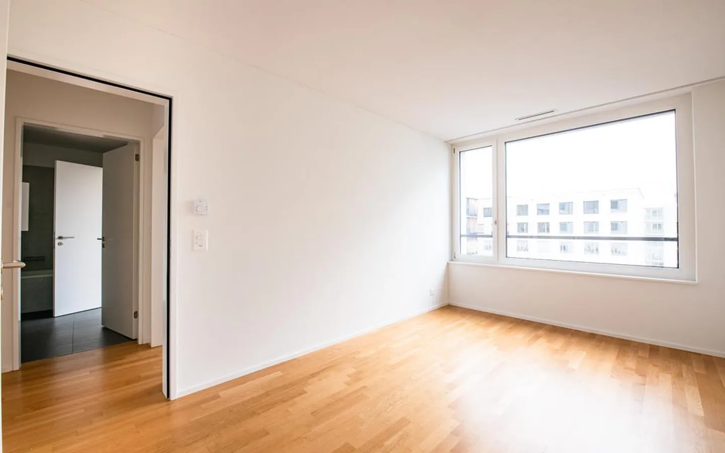 Moderne 4.5-Zimmerwohnung in Dietikon - Foto 4 von 11