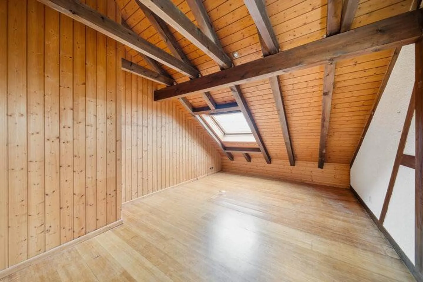 Spacious Family Home in Thun - Photo 6 of 7