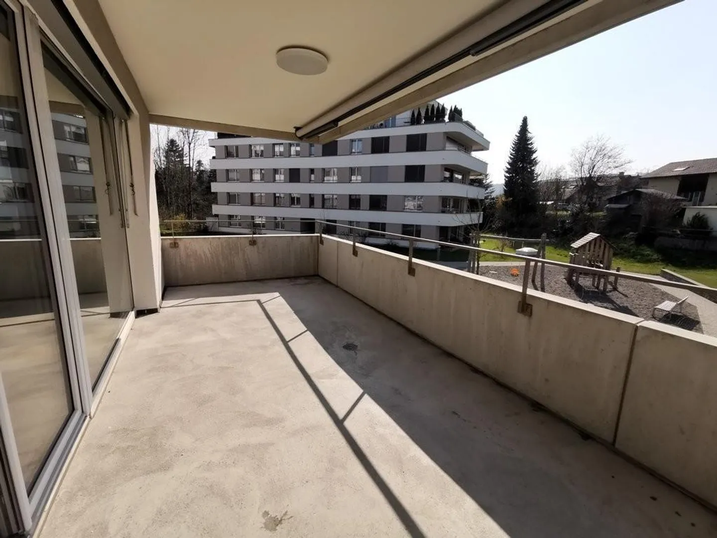 Appartamento luminoso vicino alla piscina - Foto 6 di 6