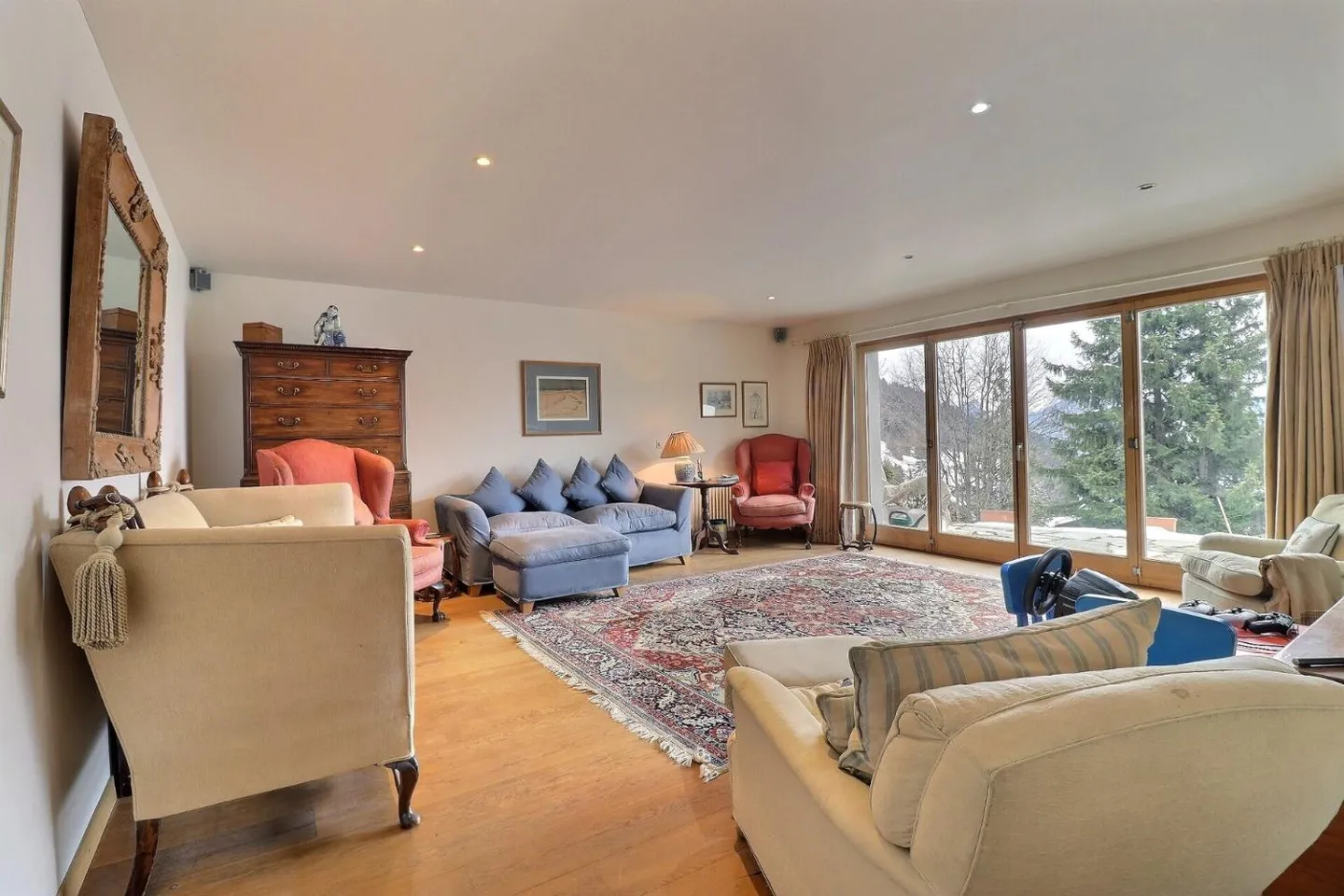 3-Storey Chalet at the Residence Domain with Panoramic View of the Alps - Photo 10 of 13