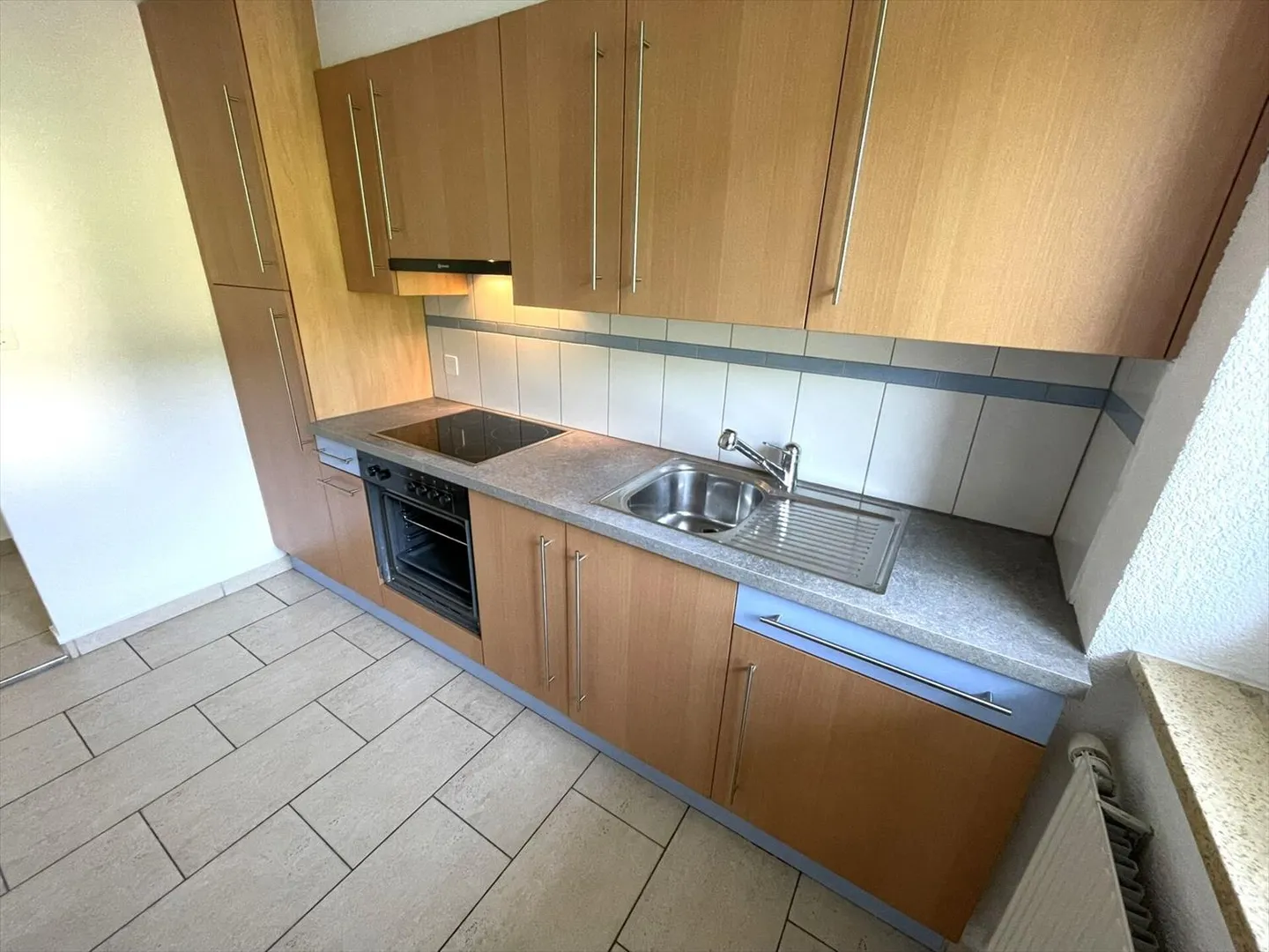 Apartment for rent - Photo 2 of 11