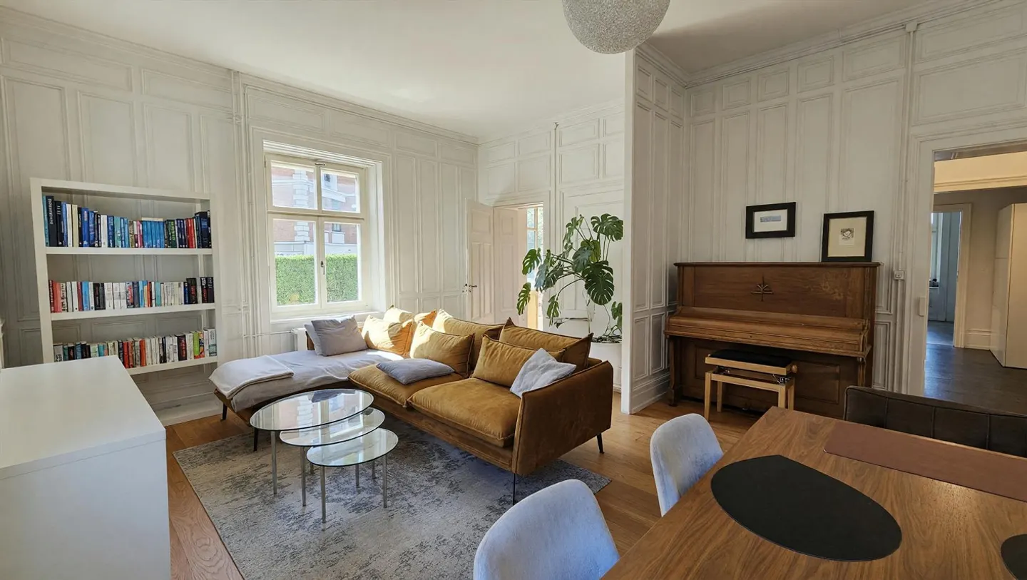 Charmante appartement Art Nouveau avec jardin dans le quartier des musées populaire - Photo 3 sur 11