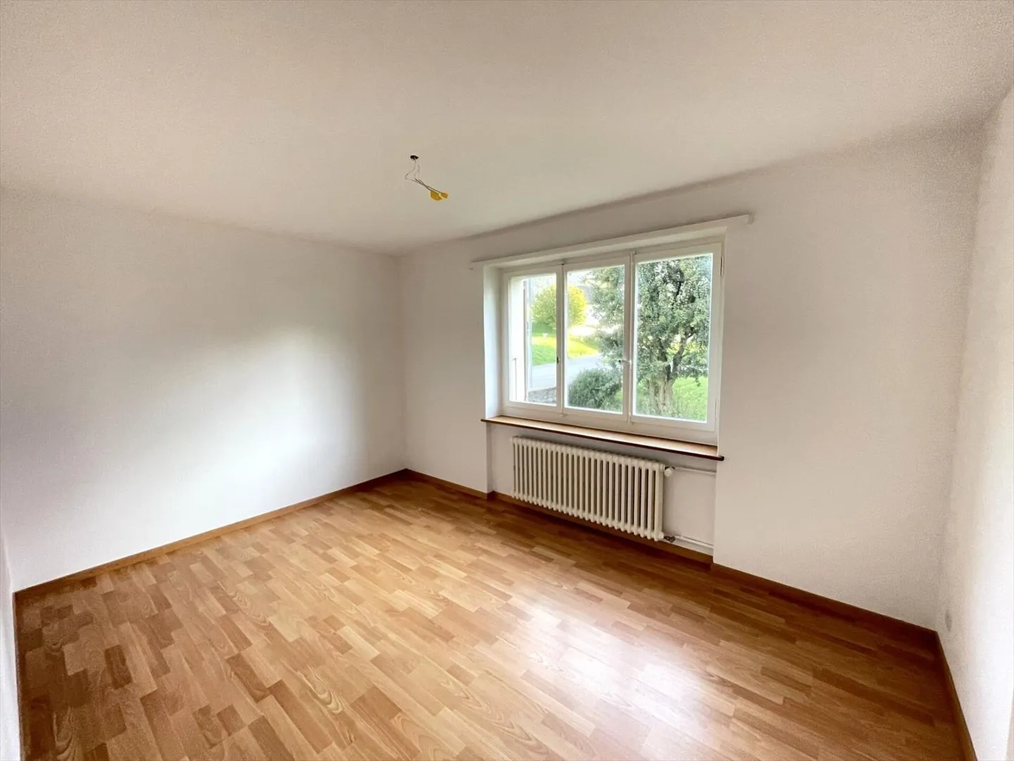 Apartment for rent - Photo 4 of 11