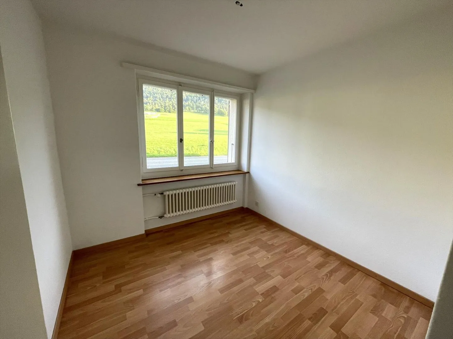 Apartment for rent - Photo 5 of 11