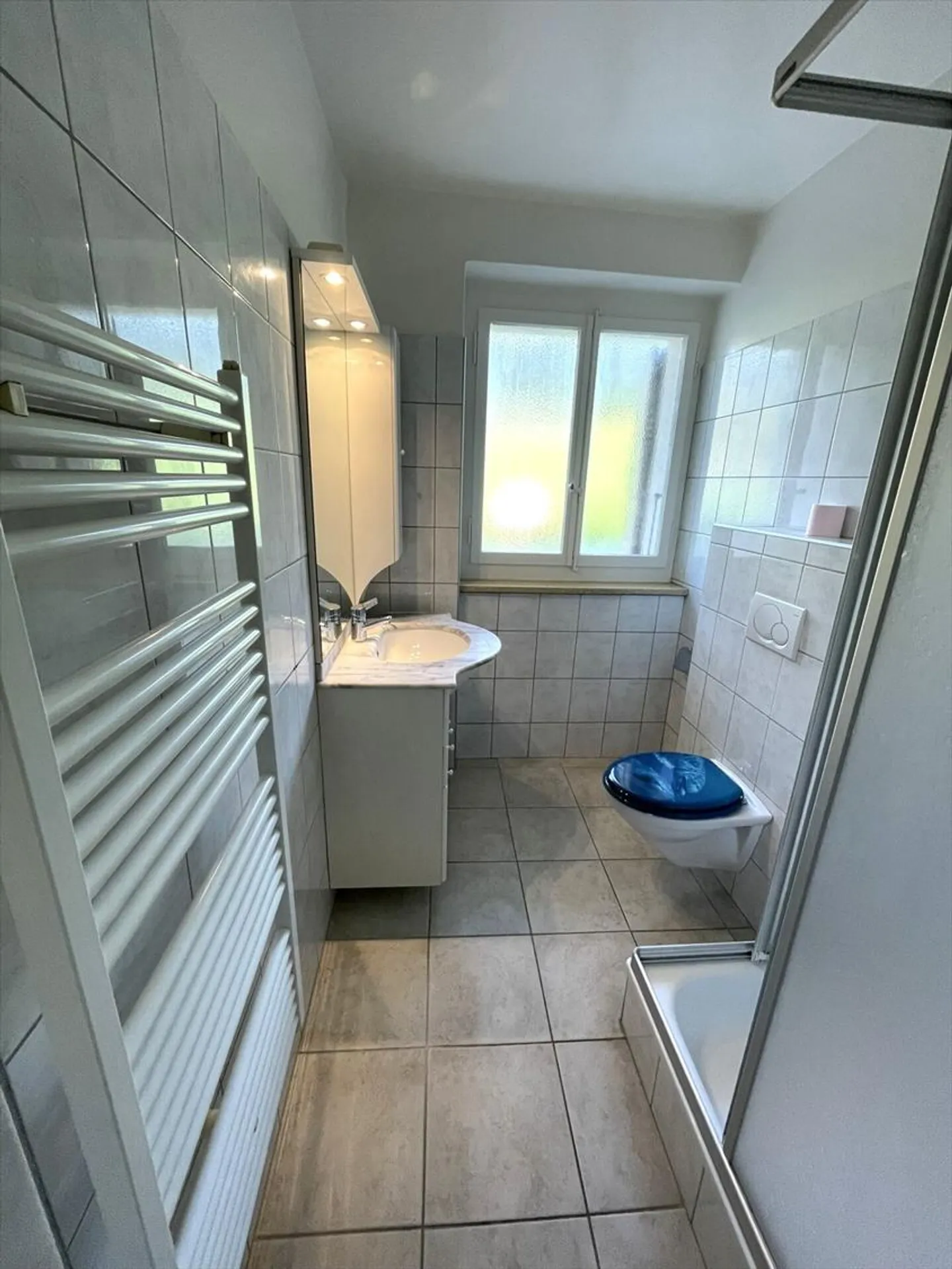 Apartment for rent - Photo 7 of 11