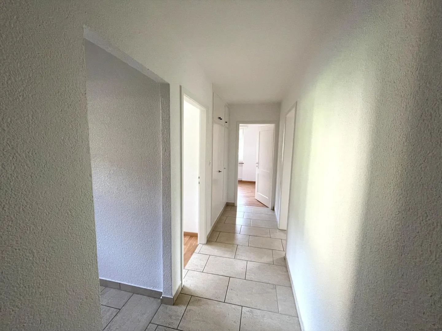 Apartment for rent - Photo 8 of 11