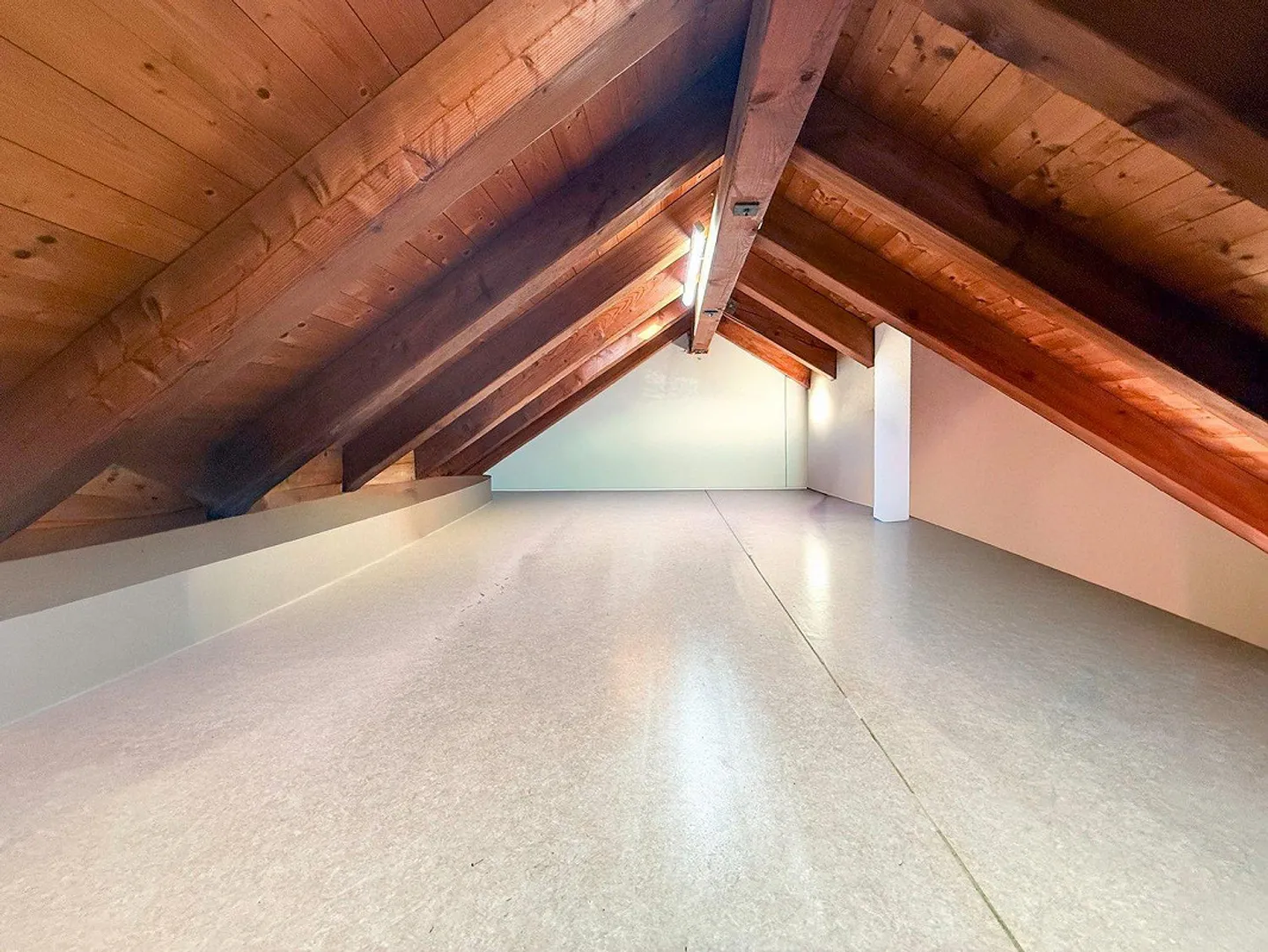 Maison en pierre typique du Tessin entièrement rénovée - Photo 14 sur 30