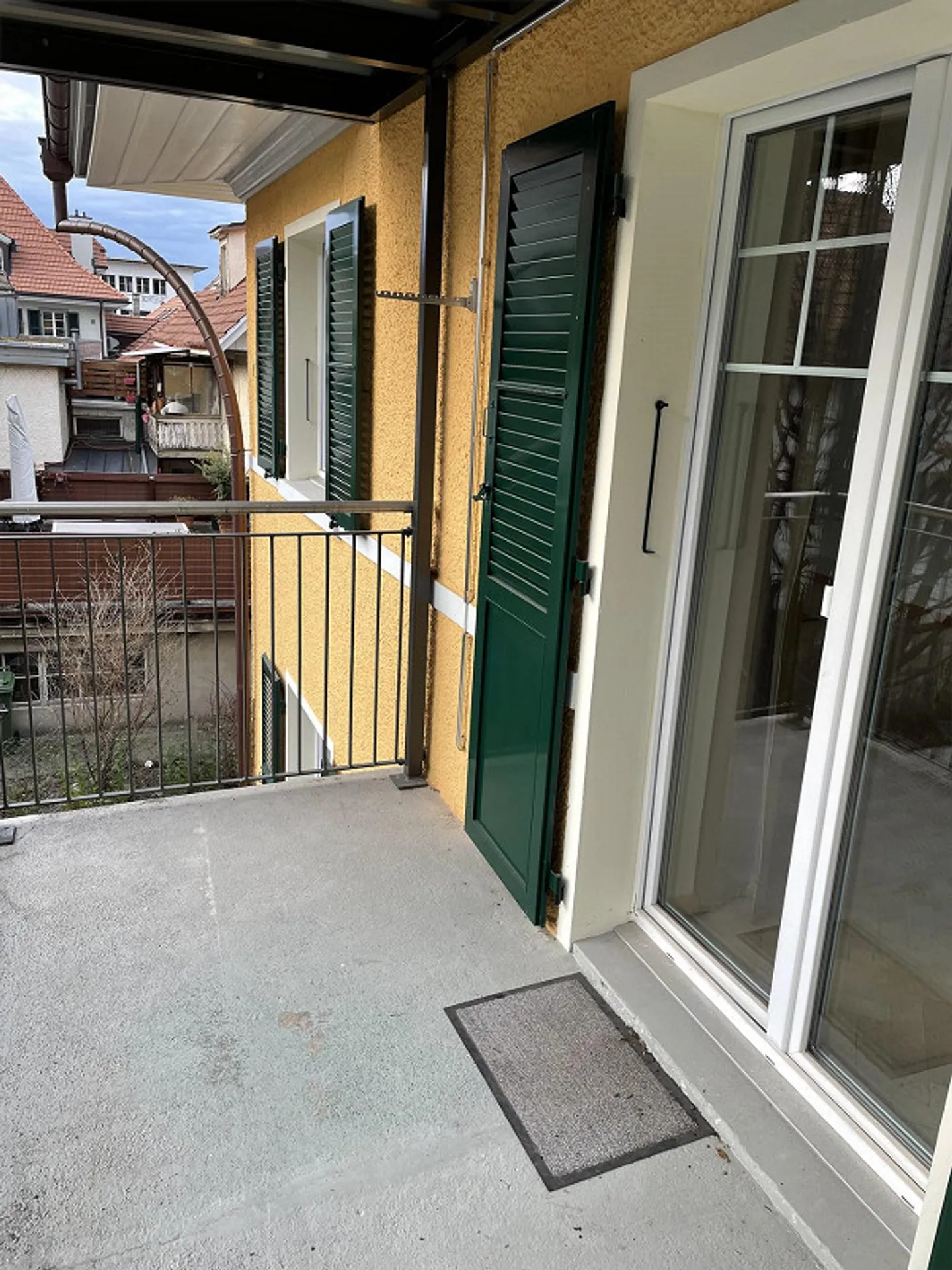 Vie moderne dans un emplacement central – Appartement 4 pièces à Thun - Photo 2 sur 9