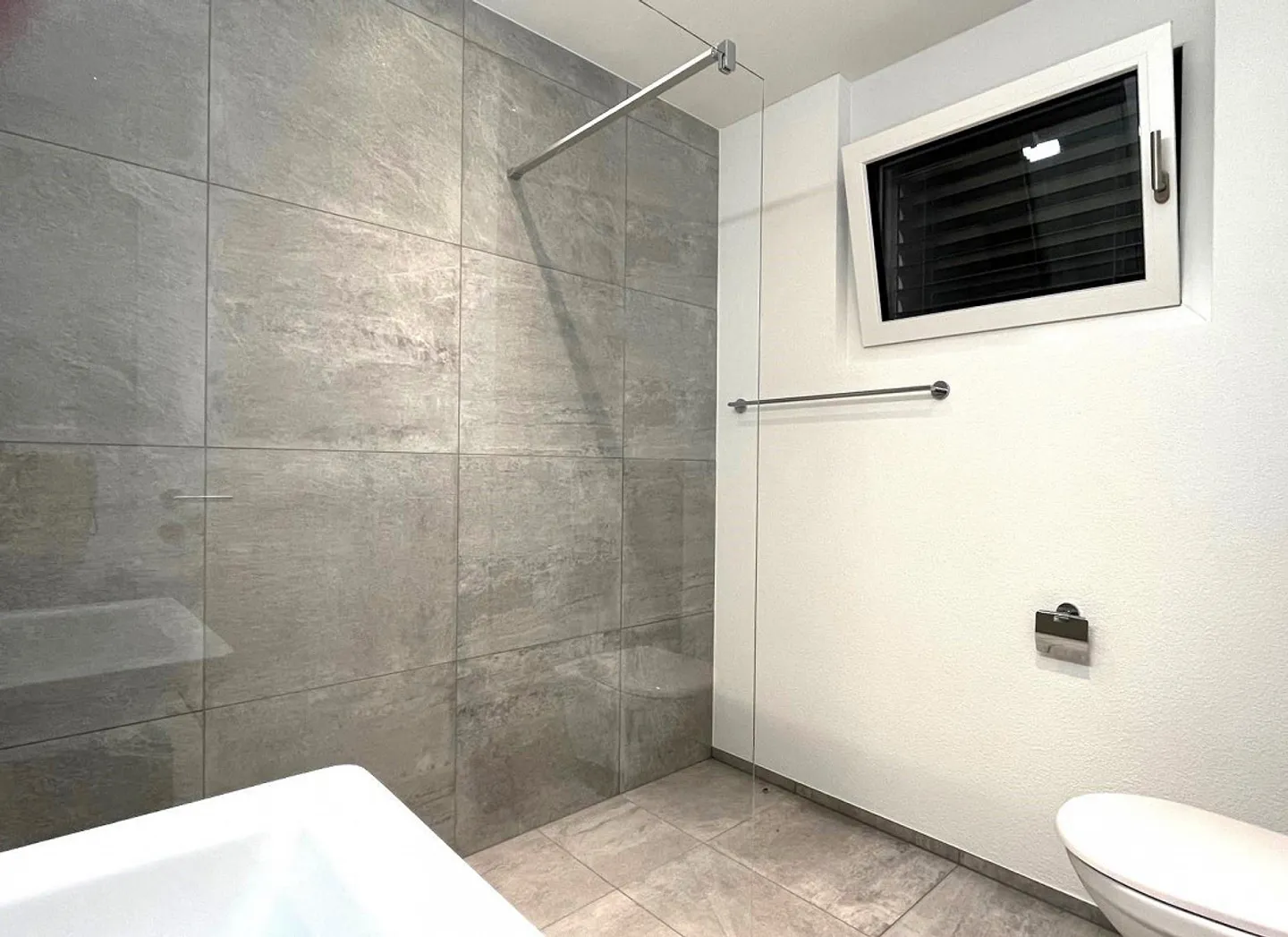 4.5-Zimmer-Maisonette-Wohnung mit Eigentumsstandard - Foto 7 von 15