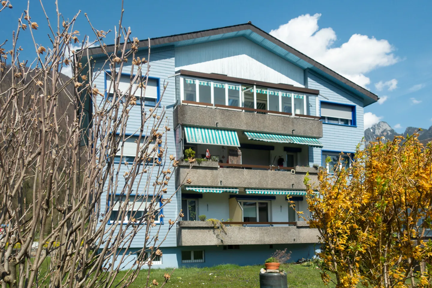 Cozy apartment near Walensee - Photo 2 of 8