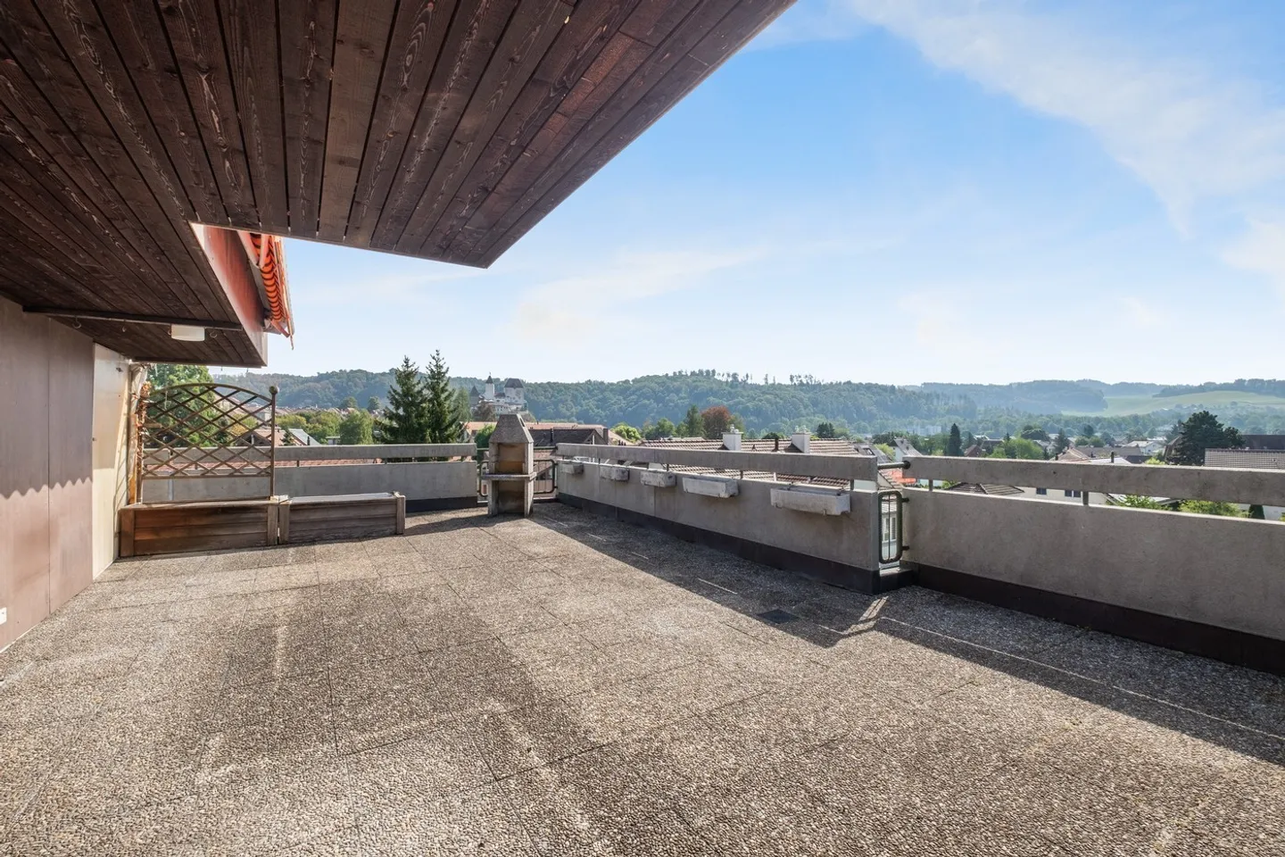 Luxury Apartment with Alpine View - Photo 9 of 9