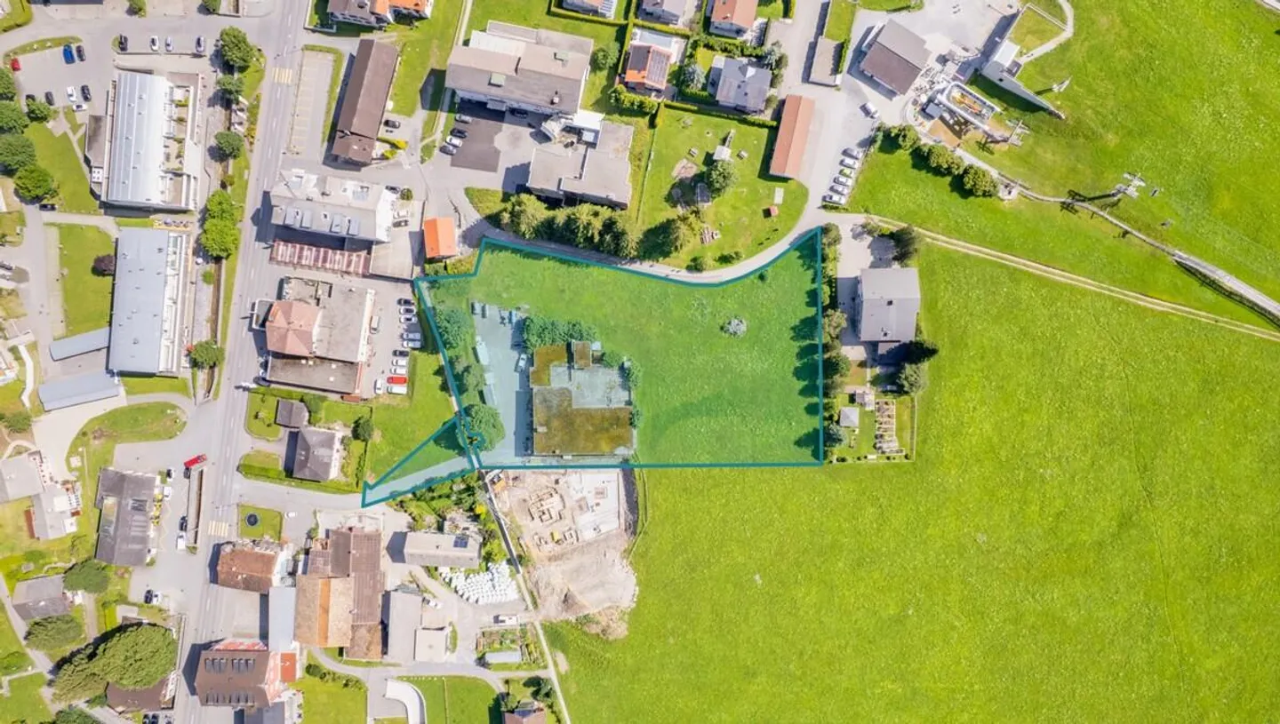 Churwalden: Land for diverse residential use with perspective - Photo 2 of 4