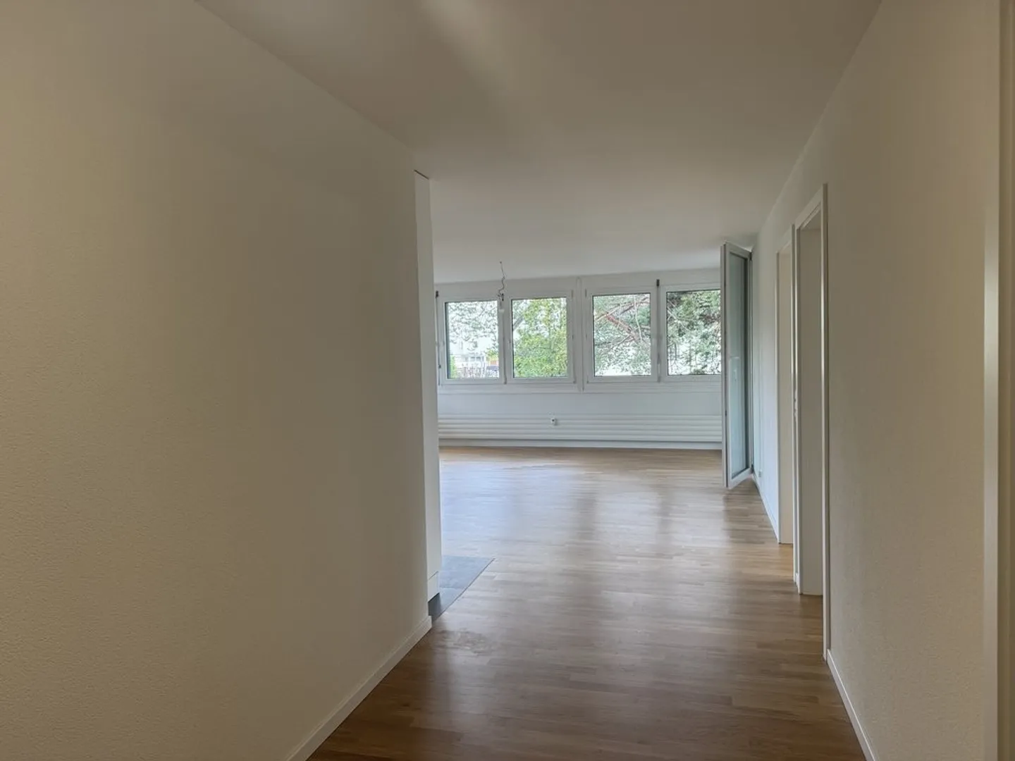 Cozy 3-4 Room Apartment - Photo 6 of 7