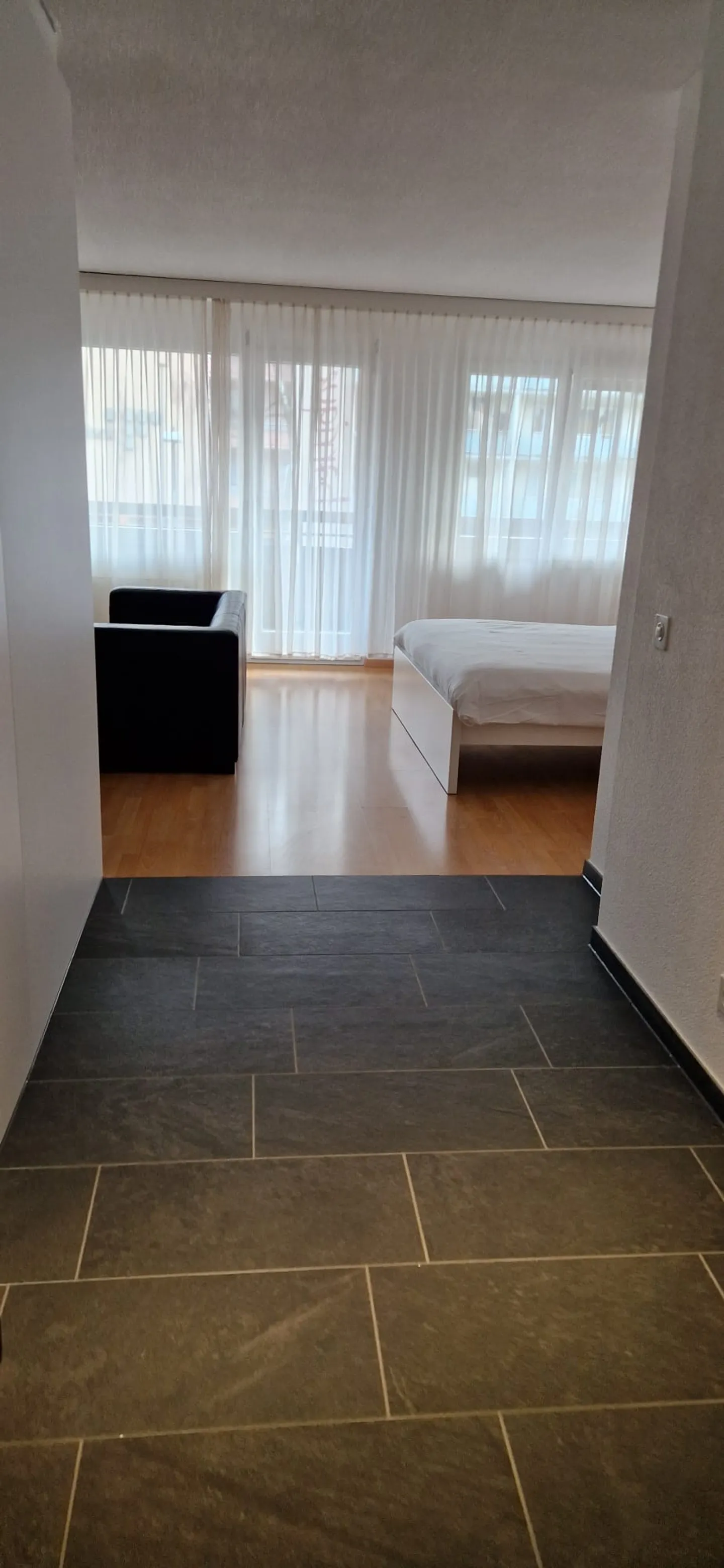 Furnished Studio with Service - Photo 2 of 8