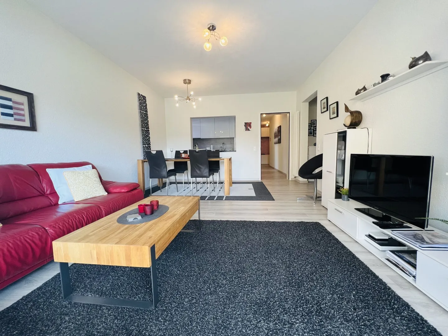 Im Herzen von Ascona, elegantes und möbliertes 3.5-Zimmer mit Pool - Foto 2 von 12