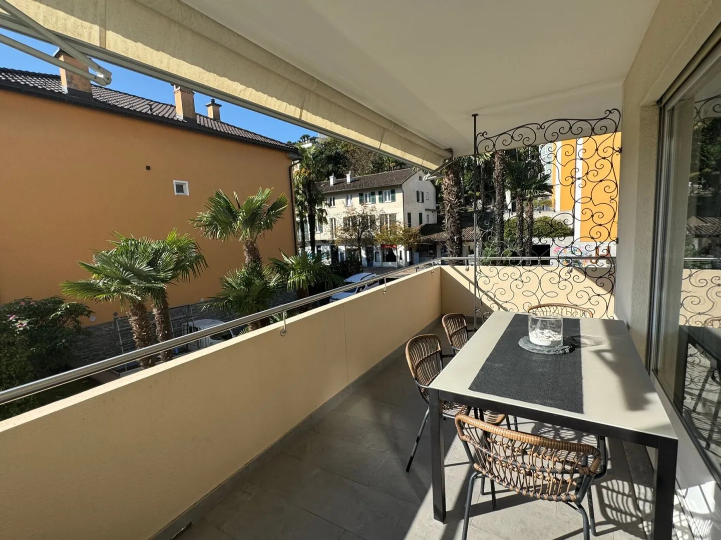 Im Herzen von Ascona, elegantes und möbliertes 3.5-Zimmer mit Pool - Foto 7 von 12