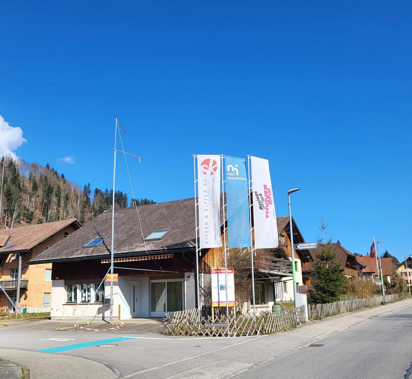 Appartamento maisonette moderno di 5,5 stanze - come una casa bifamiliare in una posizione tranquilla e vicina alla natura! - Foto 3 di 11